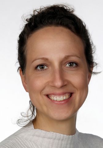 Dr. Lina Neelen